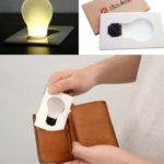 クレカと同等サイズの薄いカード型なので財布に入っちゃう☆ 気軽に携帯できて、とっさに使える「電球型LEDポケットライト」